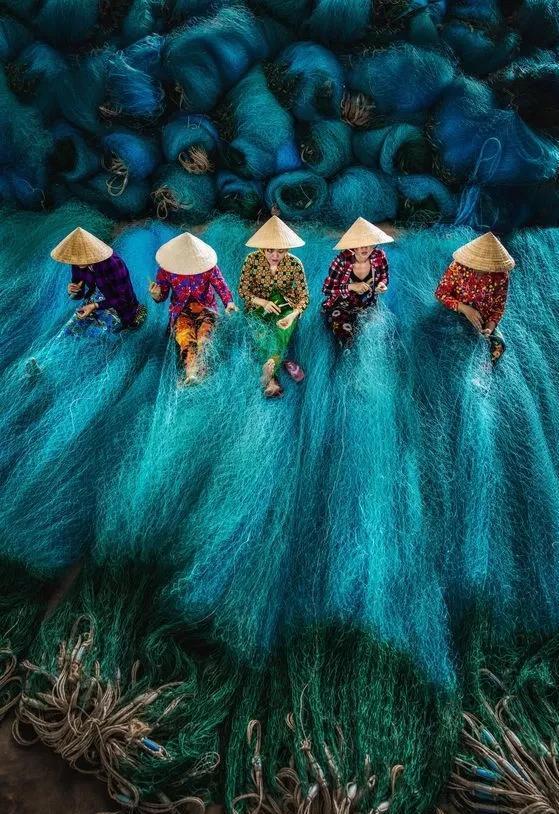 俄国与瑞典争霸北欧，不料奥斯曼插手，沙皇于绝望中写下退位书