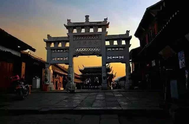 你如何看待肖战在《余生请多指教》中的表现？
